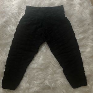 LIKE NEW BOOTY BY BRABANT LEGGINGS